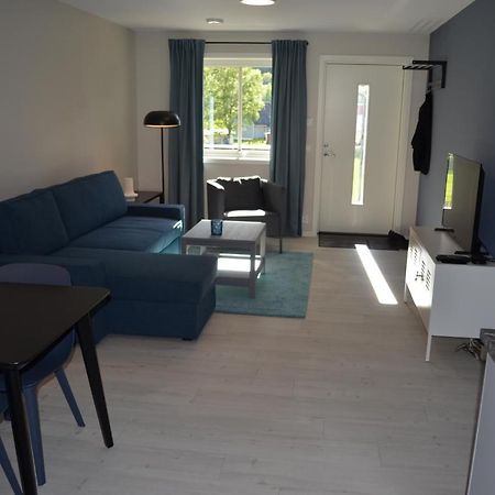 Einemo Apartments Lærdalsøyri Bagian luar foto