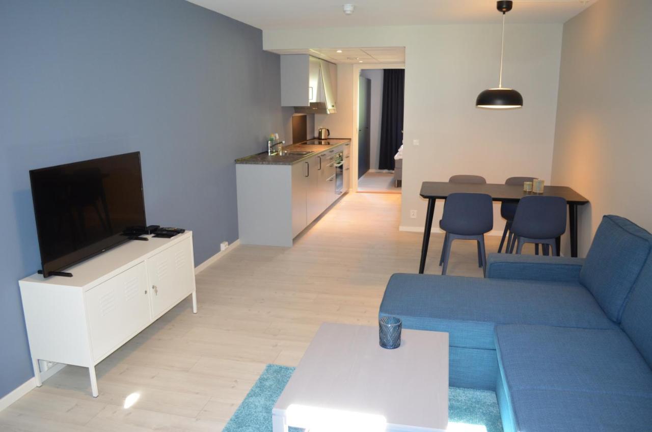 Einemo Apartments Lærdalsøyri Bagian luar foto